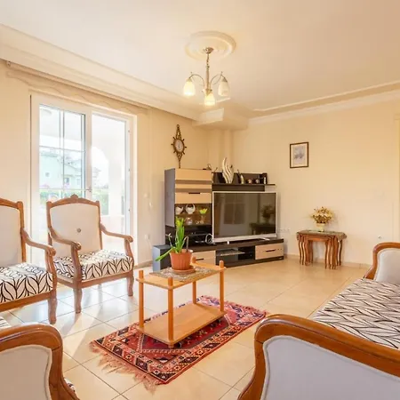 Villa Kubra *